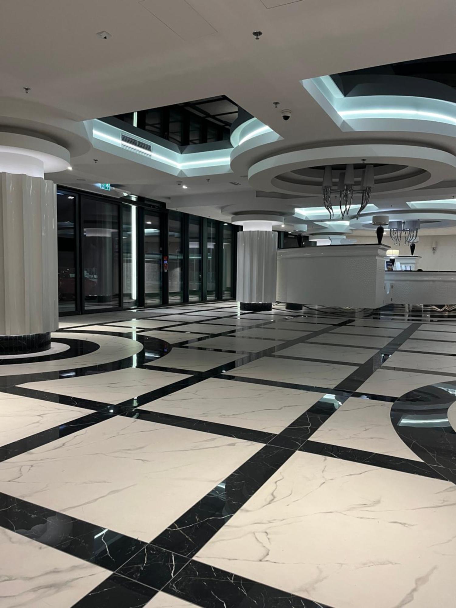 Hanza Tower - 22 Floor, Swimming Pool & Apartment