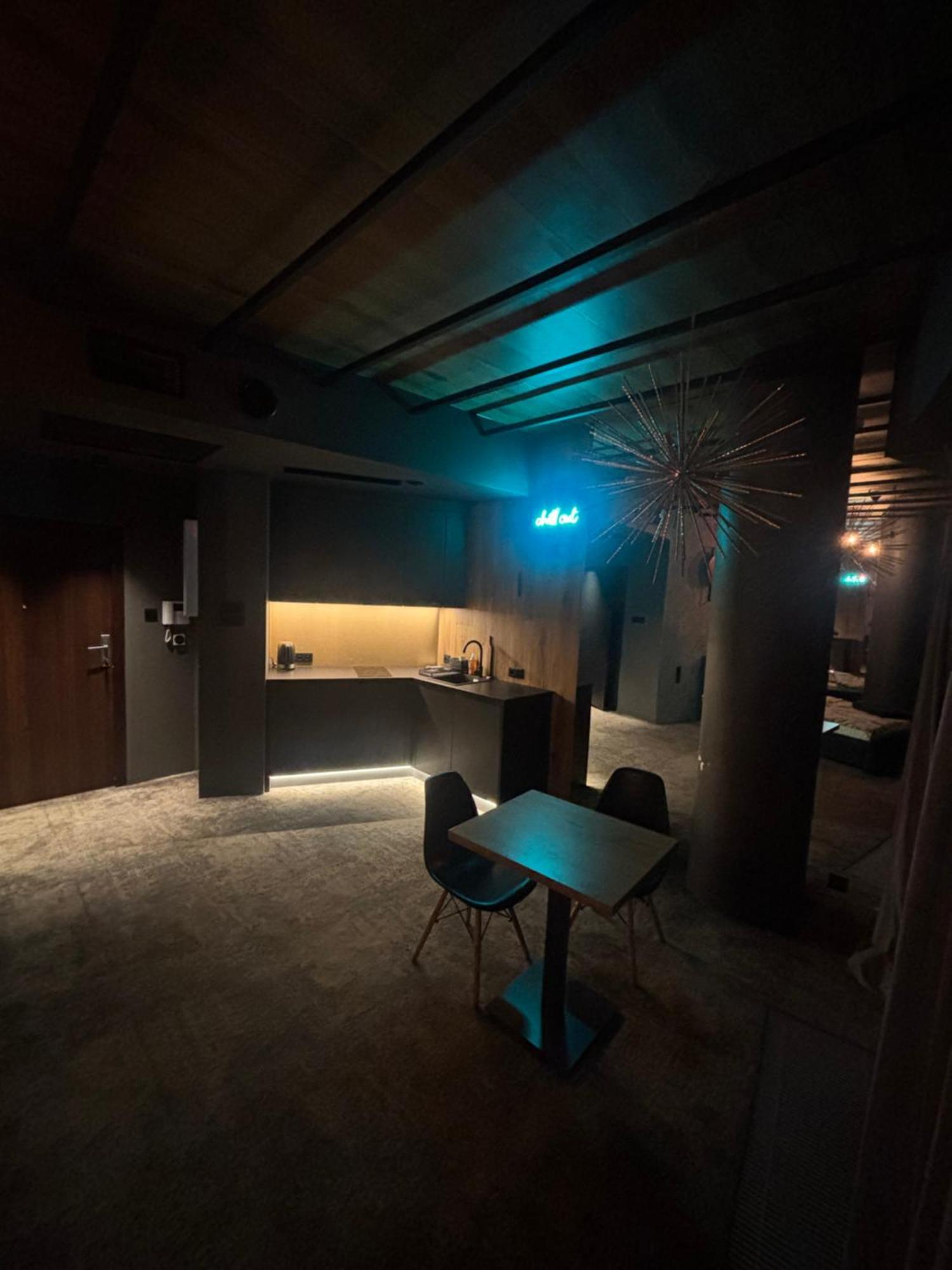 Hanza Tower - 22 Floor, Swimming Pool & *